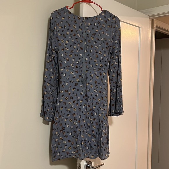 Retro 70’s Tie Front Long Sleeve Dress - Picture 2 of 3